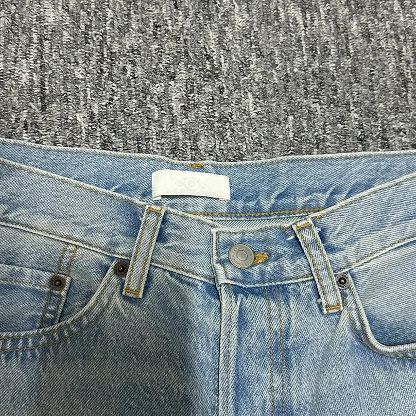 [BUNJANG] Cos Long Line Denim Shorts Light Blue / Cos 코스 반바지 롱라인 데님 쇼츠 라이트 블루 로열블루
