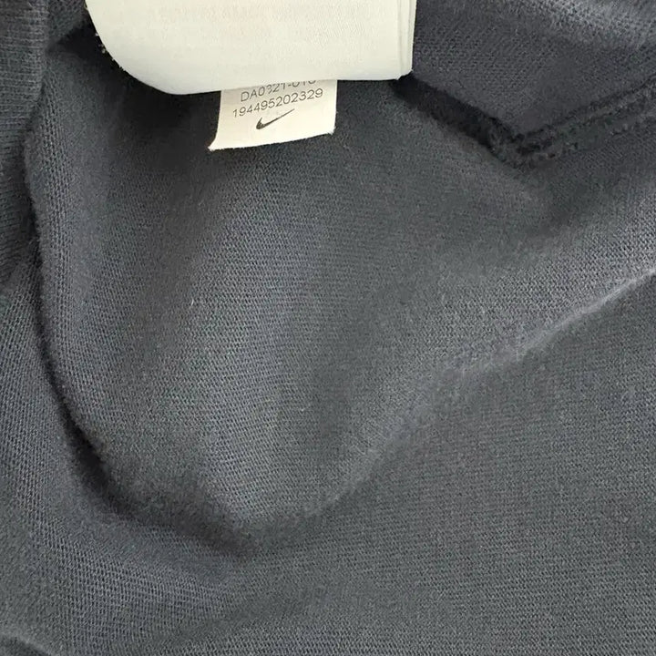 [BUNJANG] Nike NRG Mini Swoosh T-Shirt (L) / 나이키 NRG 미니 스우시 반팔 티셔츠 (L)