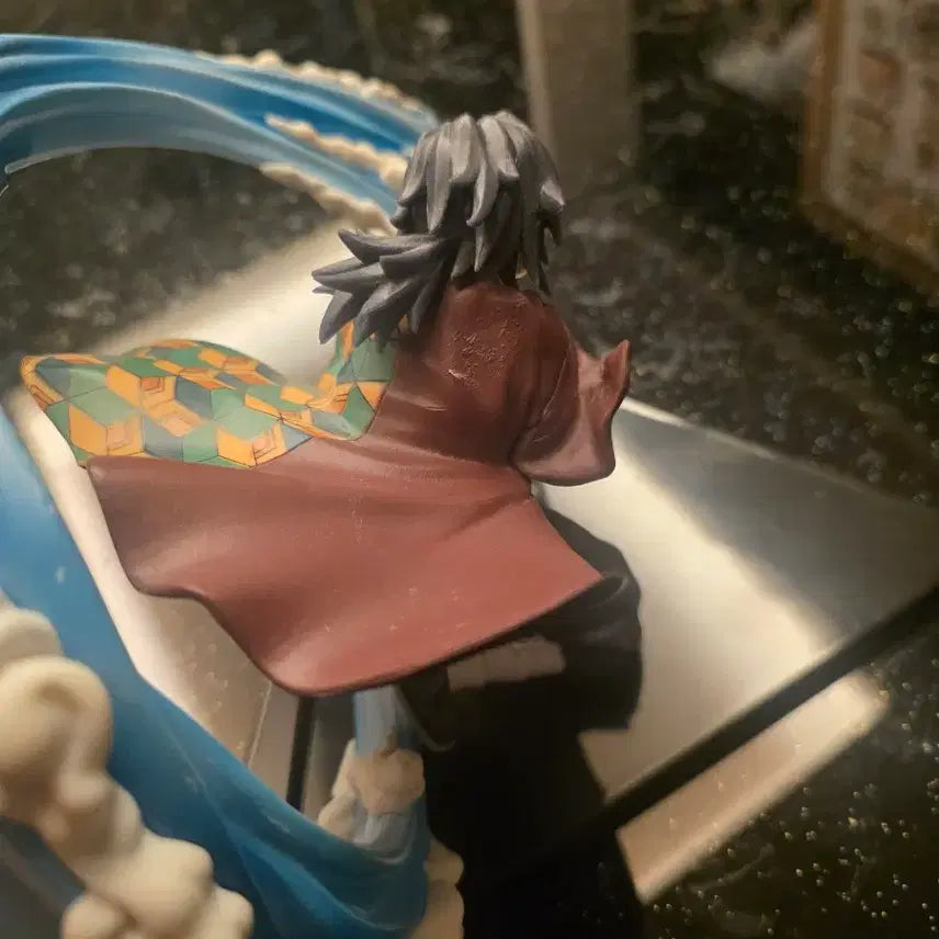 [BUNJANG] Demon Slayer Giyu Tomioka Figure / 귀멸의 칼날 토미오카 기유 피규어
