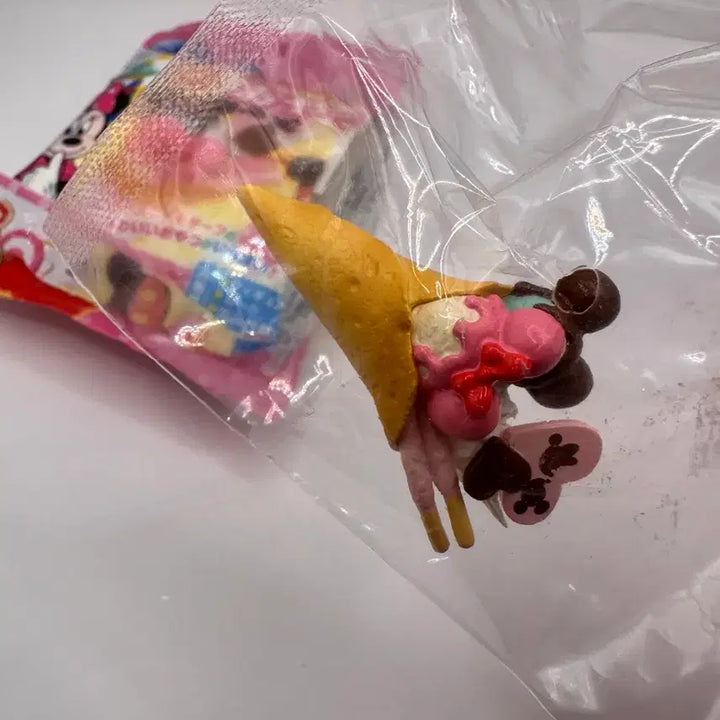 [BUNJANG] Re-Ment Disney Mogu Mogu Crepe / 2009리멘트)푸치 디즈니 모구모구 간식 (크레이프)