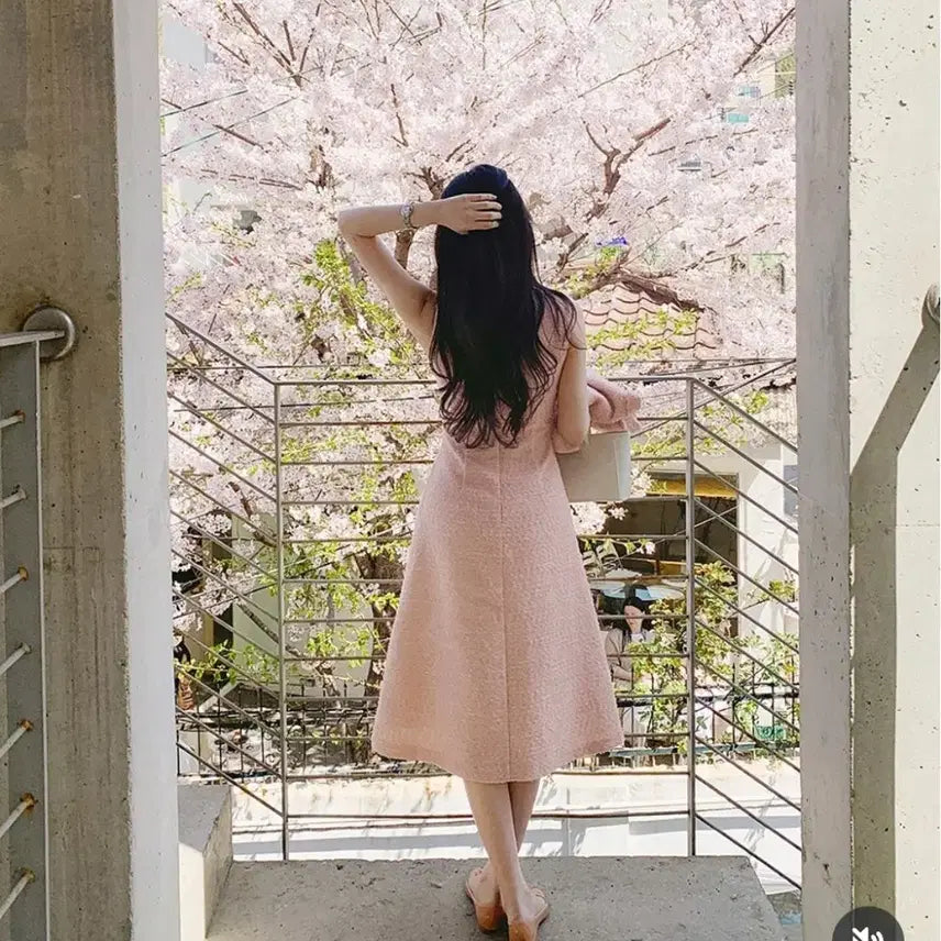 [BUNJANG] 밀크코코아 소프트핑크 트위드 원피스 1회착용 / 밀크코코아 소프트핑크 트위드 원피스 1회착용
