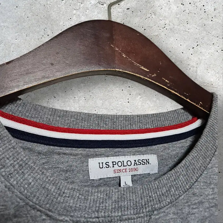 [BUNJANG] Polo Assn Sweatshirt Size L / 폴로 아센 맨투맨 (100/L)