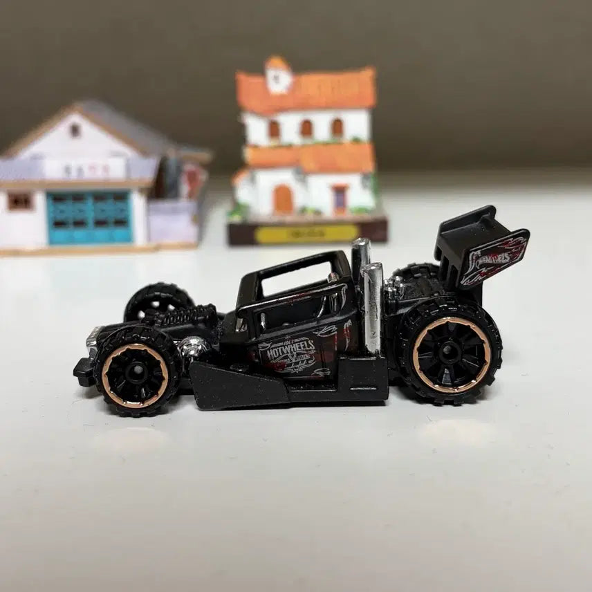 [BUNJANG] Hot Wheels Bone Speeder Diecast Car / 핫휠 본 스피더 Bone Speeder 미니카 다이캐스트