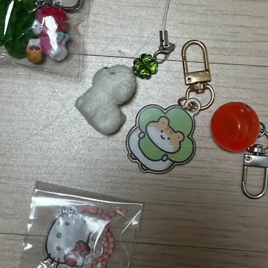 [BUNJANG] Cute Keychain Collection / 키링/열쇠고리 모음 귀여운 디자인