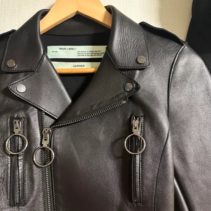 [BUNJANG] Off-White Leather Biker Jacket / 오프화이트 가죽 블랙 레더 바이커 자켓