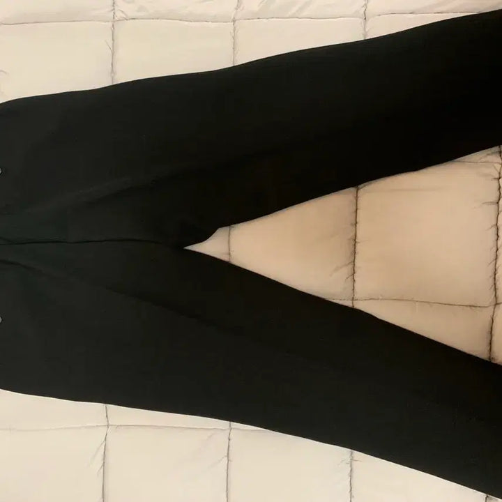 [BUNJANG] 82 EIGHTSECONDS Black Slim Fit Slacks / 무료배송 82 에잇세컨즈 블랙 베이직 슬림 핏 슬랙스