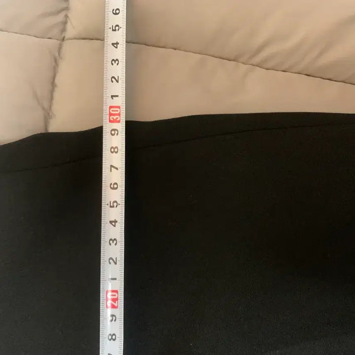 [BUNJANG] 82 EIGHTSECONDS Black Slim Fit Slacks / 무료배송 82 에잇세컨즈 블랙 베이직 슬림 핏 슬랙스