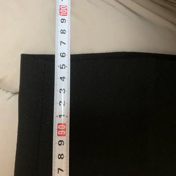 [BUNJANG] 82 EIGHTSECONDS Black Slim Fit Slacks / 무료배송 82 에잇세컨즈 블랙 베이직 슬림 핏 슬랙스