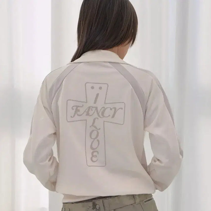 [BUNJANG] Pros Fancy Club Glossy Track Top / 팬시클럽 프로스 글로시 트랙탑