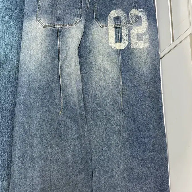 [BUNJANG] Mim the Wardrobe Youth Curved Away Jeans / 밈더워드로브 유스 커브드 어웨이 팬츠