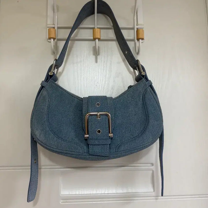 [BUNJANG] Osoi Denim Hobo Buckle Bag / 오소이 데님 호보 버클백 osoi hobo brocle