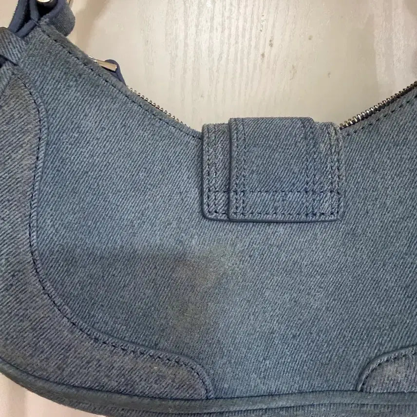 [BUNJANG] Osoi Denim Hobo Buckle Bag / 오소이 데님 호보 버클백 osoi hobo brocle