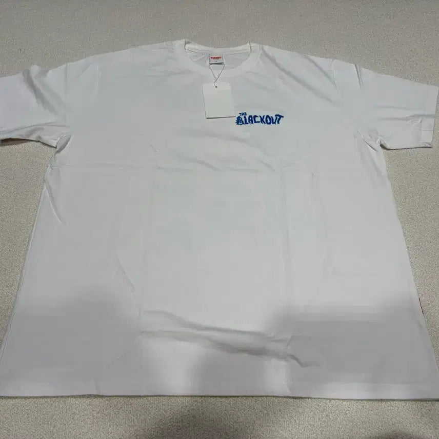 [BUNJANG] Blackout Electric Chair T-Shirt / [L] 블랙아웃 전기의자 티셔츠