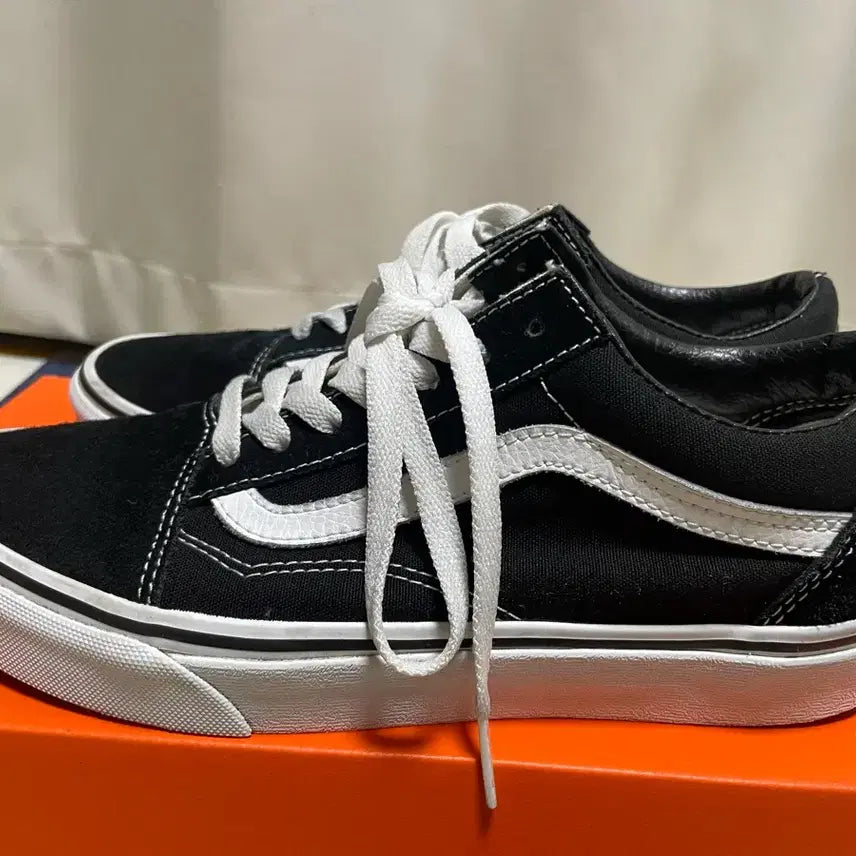 [SOLD OUT] 반스 올드스쿨 블랙 스니커즈 240