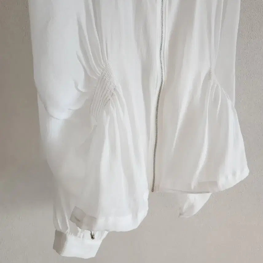 [SOLD OUT] 화이트 텐셀 시스루 점퍼 / 바람막이 크롭 집업 자켓 에어컨가디건