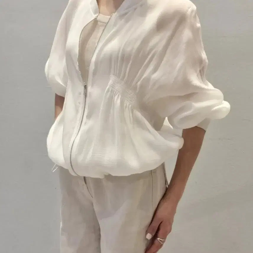 [SOLD OUT] 화이트 텐셀 시스루 점퍼 / 바람막이 크롭 집업 자켓 에어컨가디건