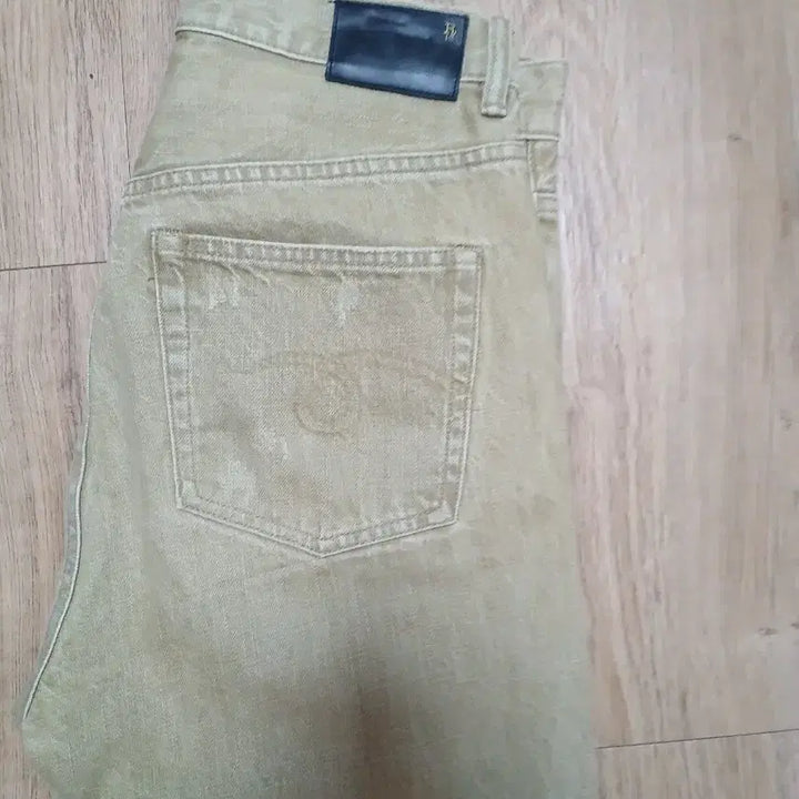 [BUNJANG] TRIMS Jeans Set (Blue/Beige) 25 / 새상품.청바지 2벌 세트 (블루/베이지)25