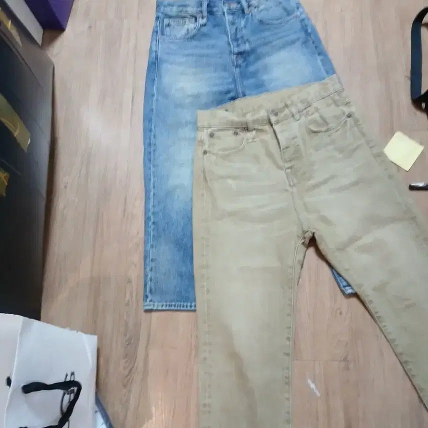 [BUNJANG] TRIMS Jeans Set (Blue/Beige) 25 / 새상품.청바지 2벌 세트 (블루/베이지)25