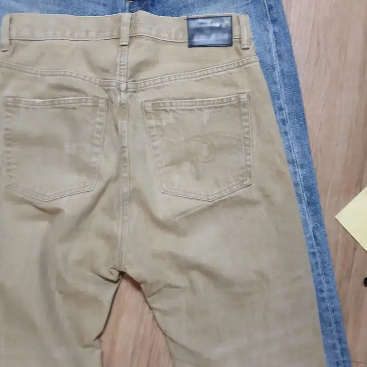 [BUNJANG] TRIMS Jeans Set (Blue/Beige) 25 / 새상품.청바지 2벌 세트 (블루/베이지)25