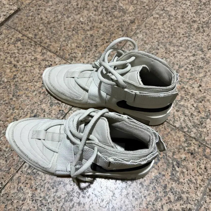 [BUNJANG] Nike Air Raid Light Bone Sneakers (255) / 나이키 피어오브갓 에어 레이드라이트본 스니커즈 운동화 255