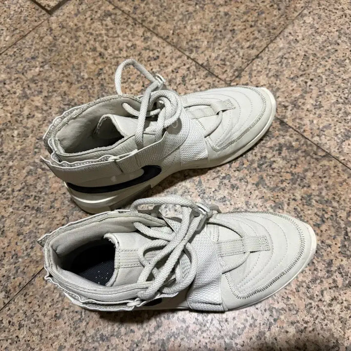 [BUNJANG] Nike Air Raid Light Bone Sneakers (255) / 나이키 피어오브갓 에어 레이드라이트본 스니커즈 운동화 255