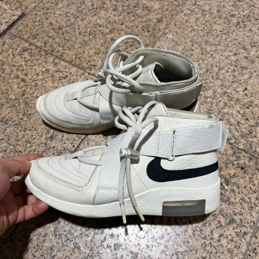[BUNJANG] Nike Air Raid Light Bone Sneakers (255) / 나이키 피어오브갓 에어 레이드라이트본 스니커즈 운동화 255