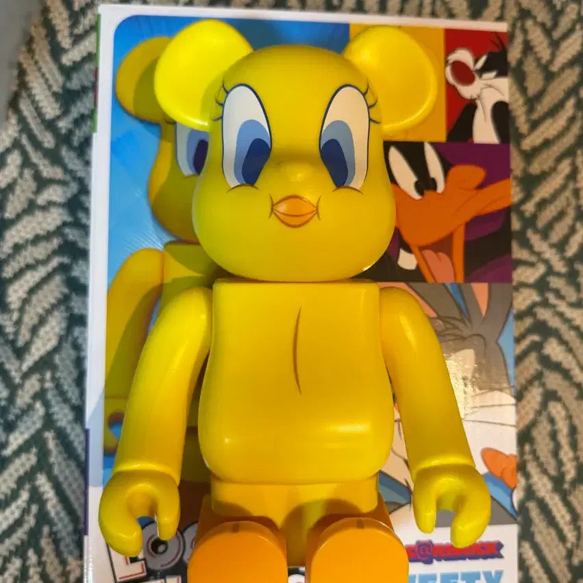 [BUNJANG] Looney Tunes Tweety 400% Bearbrick / 루니 툰,트위티 400%베어브릭