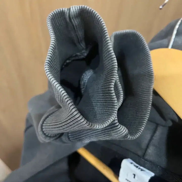 [BUNJANG] Blind Files Hooded Zip-up / 블라인드파일즈1 후드집업