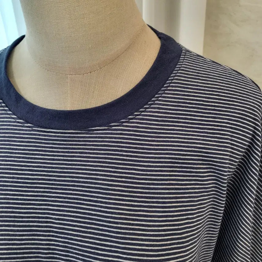 [BUNJANG] Loose Fit Striped Long Sleeve T-shirt / 스트라이프 긴팔 티셔츠 루즈핏