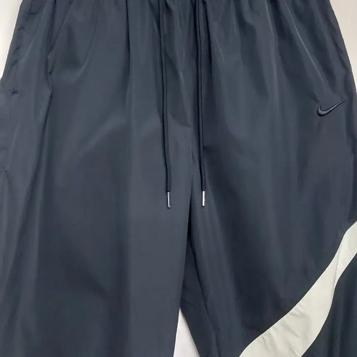 [BUNJANG] Nike Swoosh Woven Pants (Black) / 나이키 L/34 스우시 우븐 팬츠. BK. A