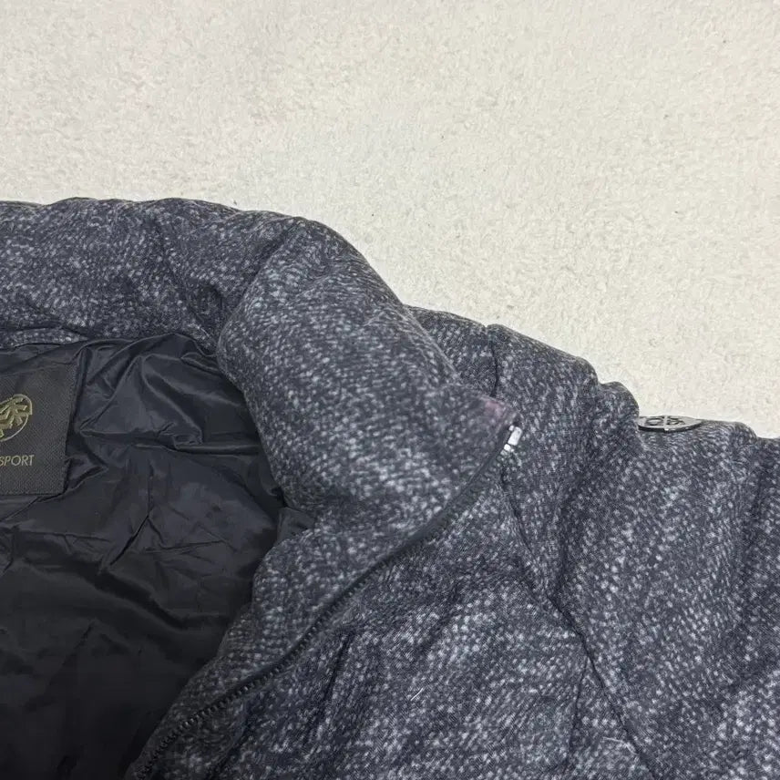 [BUNJANG] Kolon Sport Herringbone Pattern Padded Jumper / 코오롱스포츠 헤링본 패턴 패딩 점퍼
