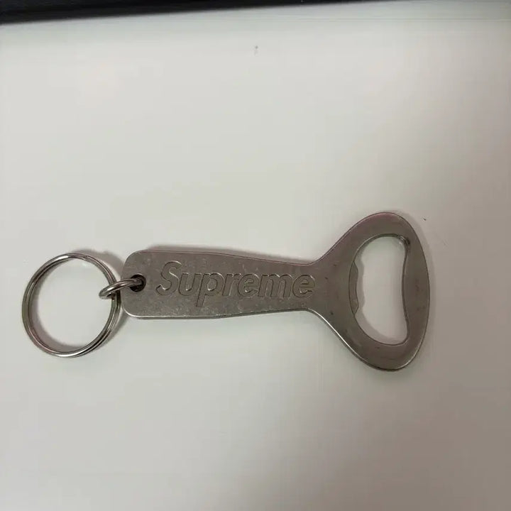 [BUNJANG] Supreme Bottle Opener Keychain / 슈프림 오프너 키체인