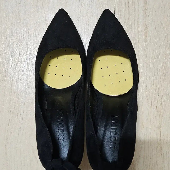 [BUNJANG] Zicolini Suede Black Pumps / 지꼴리니 스웨이드 블랙 펌프스힐