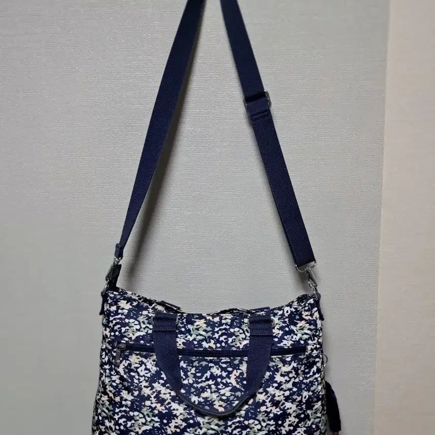 [BUNJANG] Kipling Flower Pattern Crossbody Tote Diaper Bag / 키플링 플라워 패턴 크로스백 토트백 기저귀가방