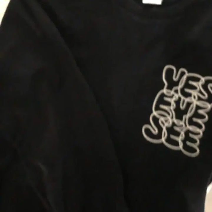 [BUNJANG] YESEYESEE Black Long Sleeve T-shirt / 예스아이씨 검정 롱슬리브