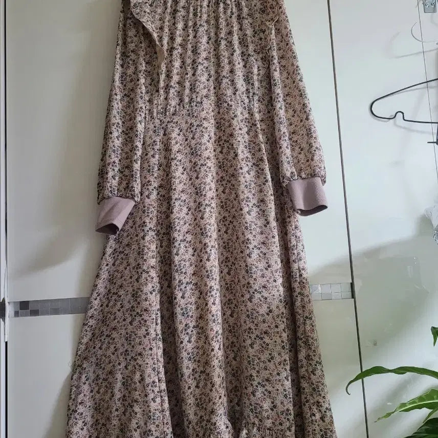 [SOLD OUT] Thursday Island 플라워 롱 원피스 택없는제품
