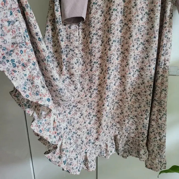 [SOLD OUT] Thursday Island 플라워 롱 원피스 택없는제품