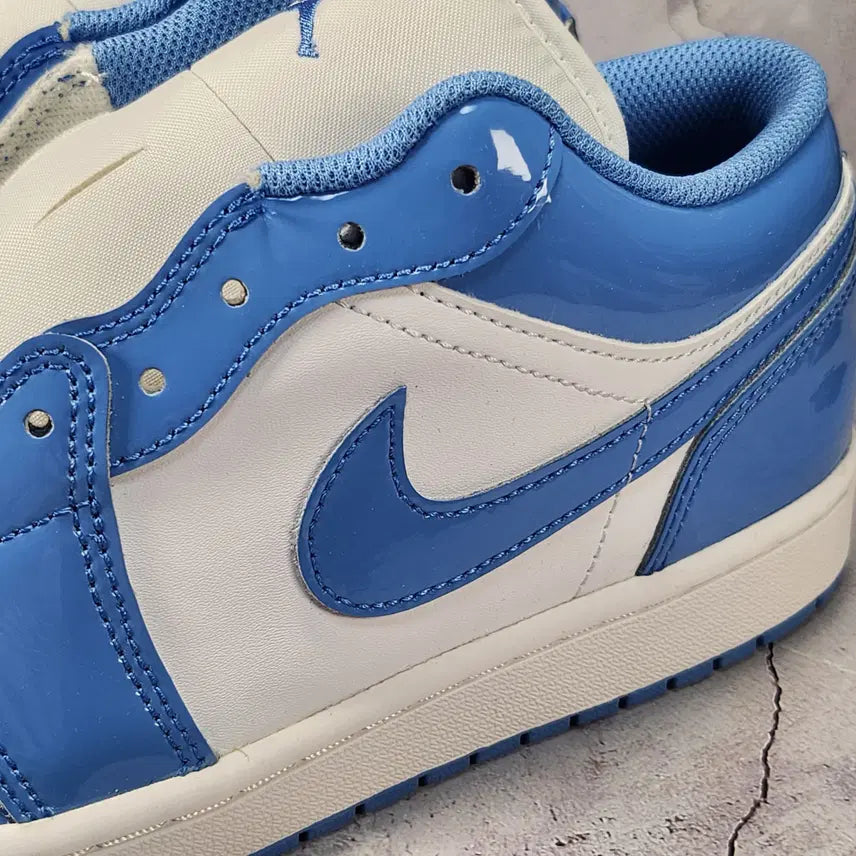 [BUNJANG] Nike Jordan 1 Low SE White Legend Blue Sneakers / 나이키 280 조던 1 로우 SE 화이트 레전드 블루 새제품
