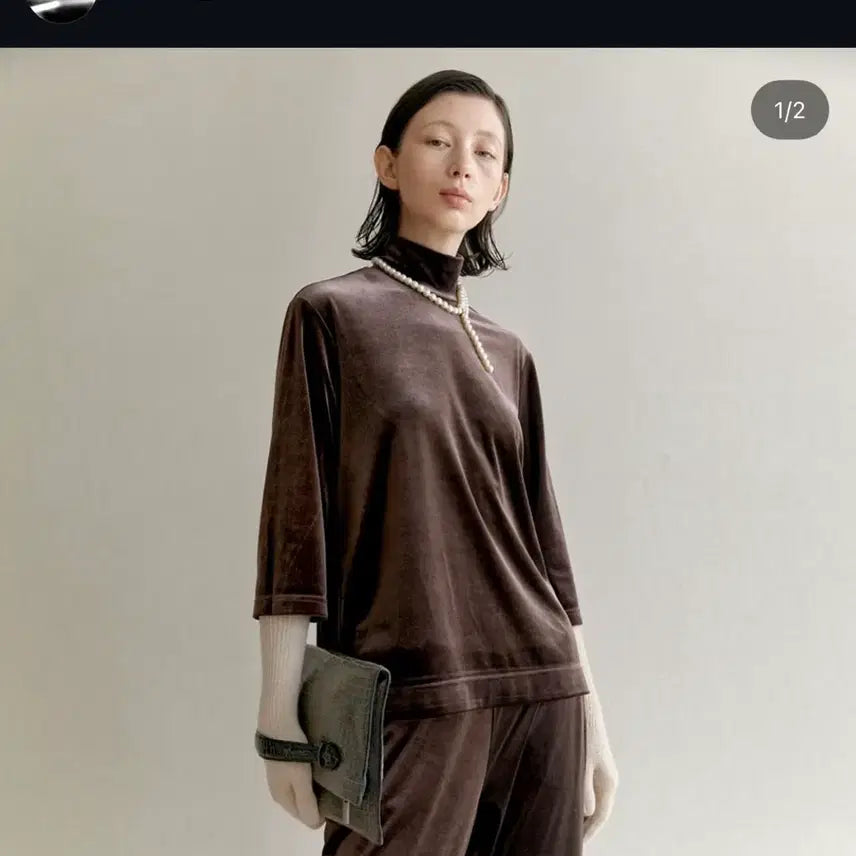 [BUNJANG] MIKVE Velvet Turtleneck Top and Wide Pants Set / MIKVE 미크베 벨벳 소재 터틀넥 상하의 세트 55