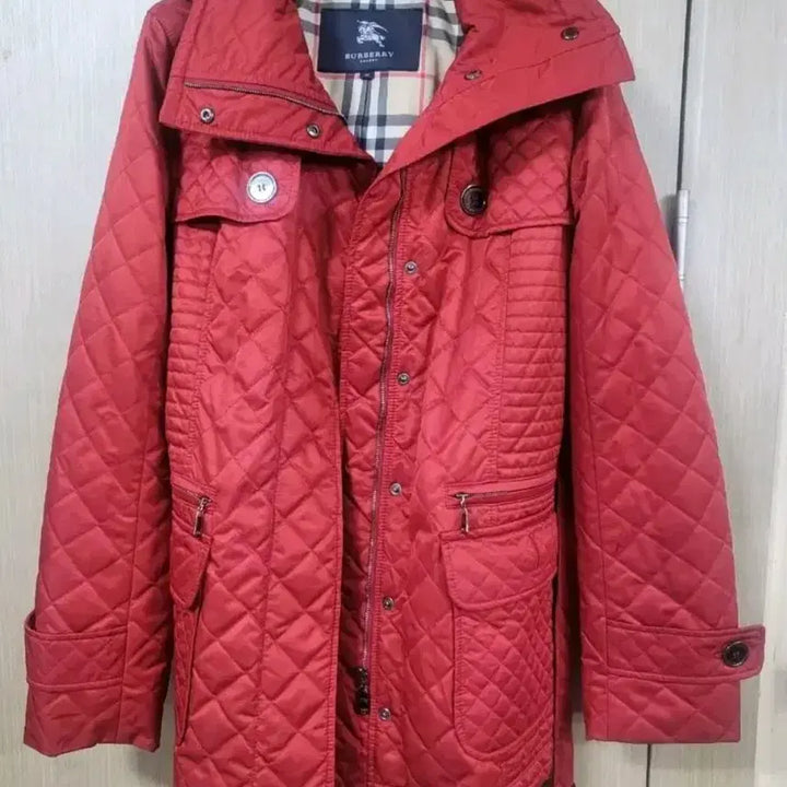 [BUNJANG] Burberry Quilted Jacket / 버버리 후드 탈부착 퀼팅 자켓 38