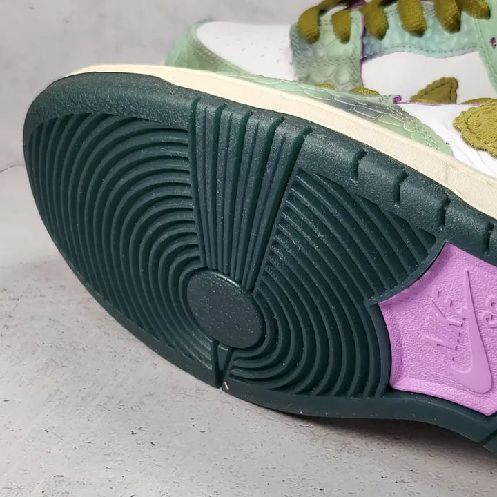 [BUNJANG] Nike SB Dunk Low Pro Alexis Sablone Sneakers / 나이키 280 x 알렉시스 사블론 SB 덩크 로우 프로 새제품