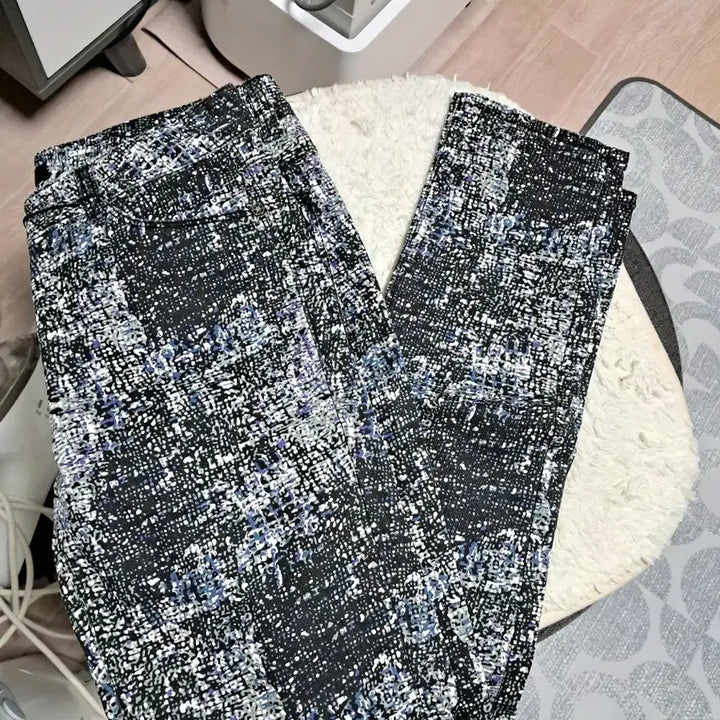 [BUNJANG] List Pattern Pants / 리스트 바지(새제품)