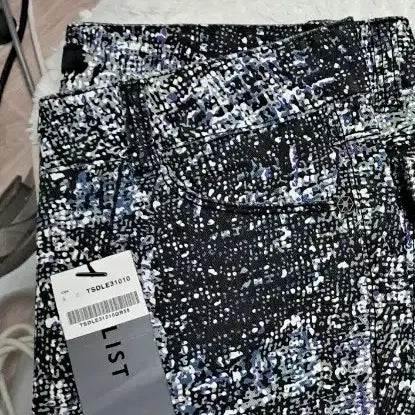 [BUNJANG] List Pattern Pants / 리스트 바지(새제품)