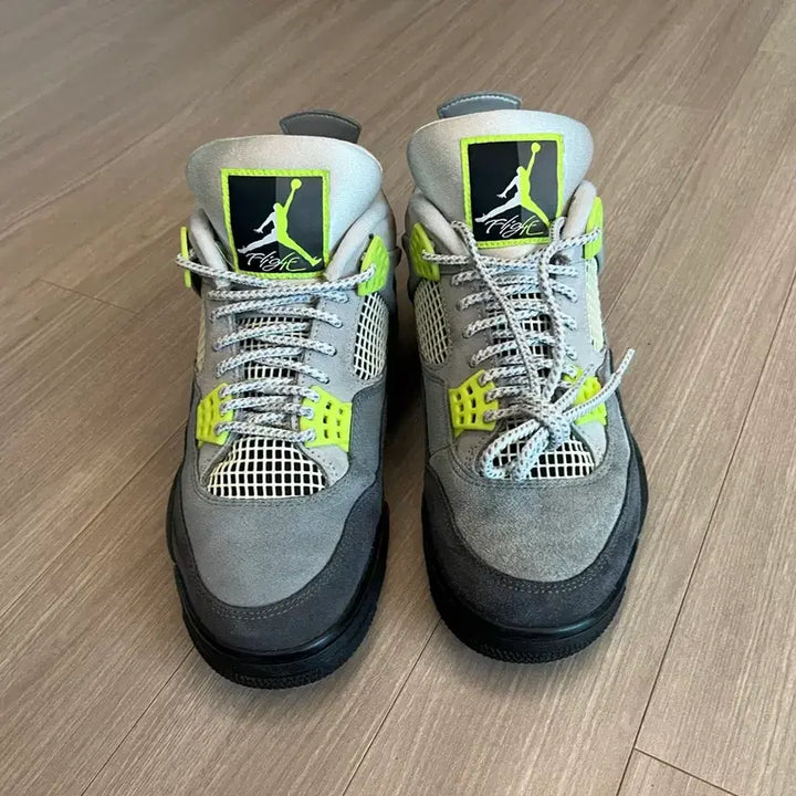 [BUNJANG] Nike Air Jordan 4 Neon 95 Sneakers / 나이키 에어조던4 네온95 형광 265