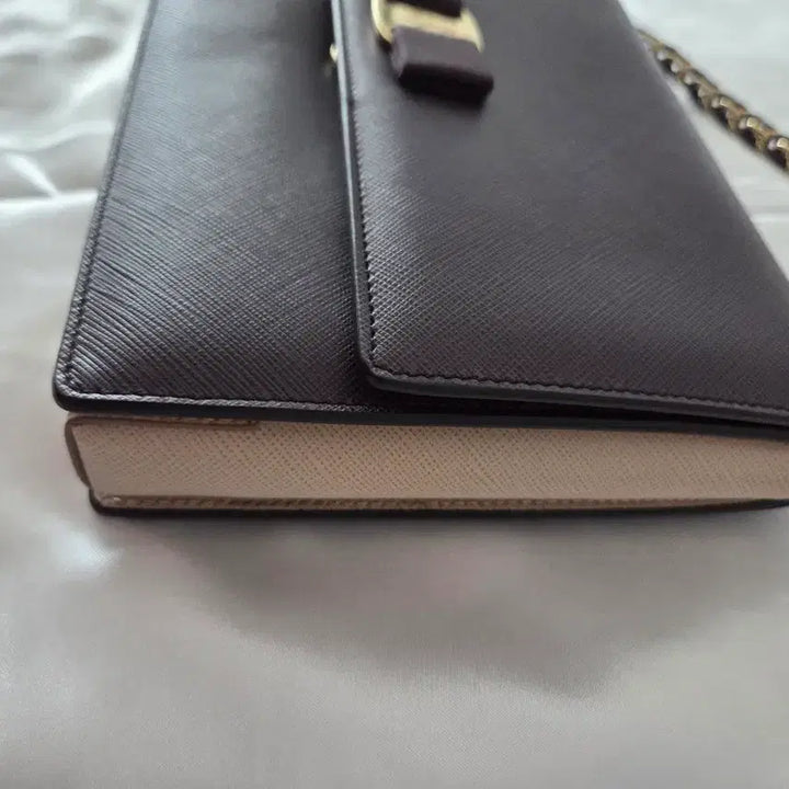 [BUNJANG] Ferragamo Vara Ribbon Chain Bag Purple / 페라가모 바라 리본 체인백 퍼플/ 고급컬러/구성O 상태좋음