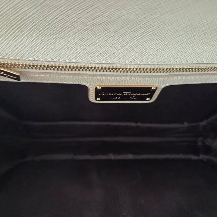 [BUNJANG] Ferragamo Vara Ribbon Chain Bag Purple / 페라가모 바라 리본 체인백 퍼플/ 고급컬러/구성O 상태좋음