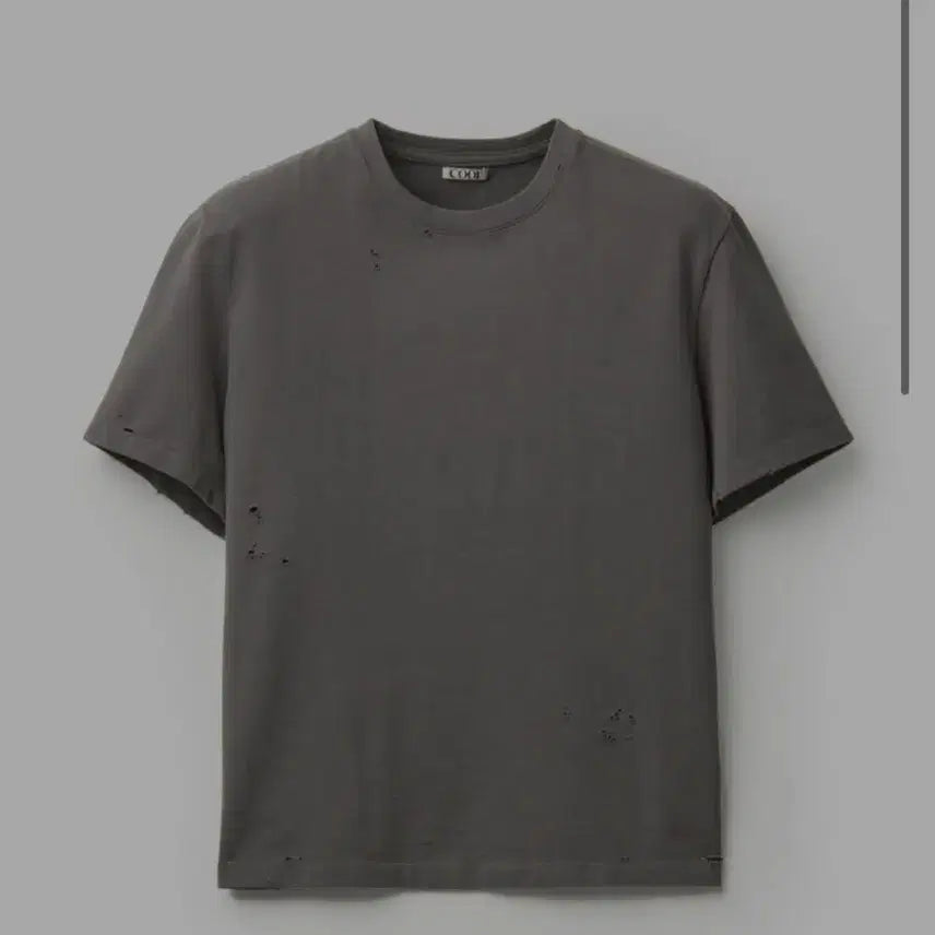 [SOLD OUT] 쿠어 데미지드 크롭 티셔츠 coor 팝니다