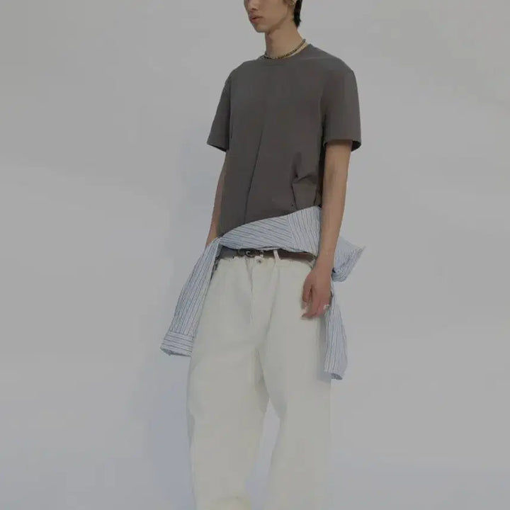[SOLD OUT] 쿠어 데미지드 크롭 티셔츠 coor 팝니다