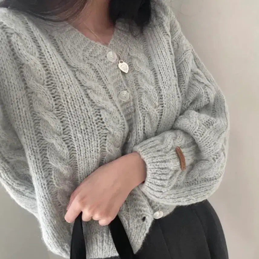 [BUNJANG] Autumn Cable Knit Cardigan / 니트 어텀 가디건