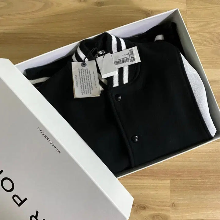 [BUNJANG] Golden Bear Varsity Teddy Jacket Black/White / 새제품, 골든베어 바시티 테디자켓 검흰 95-100